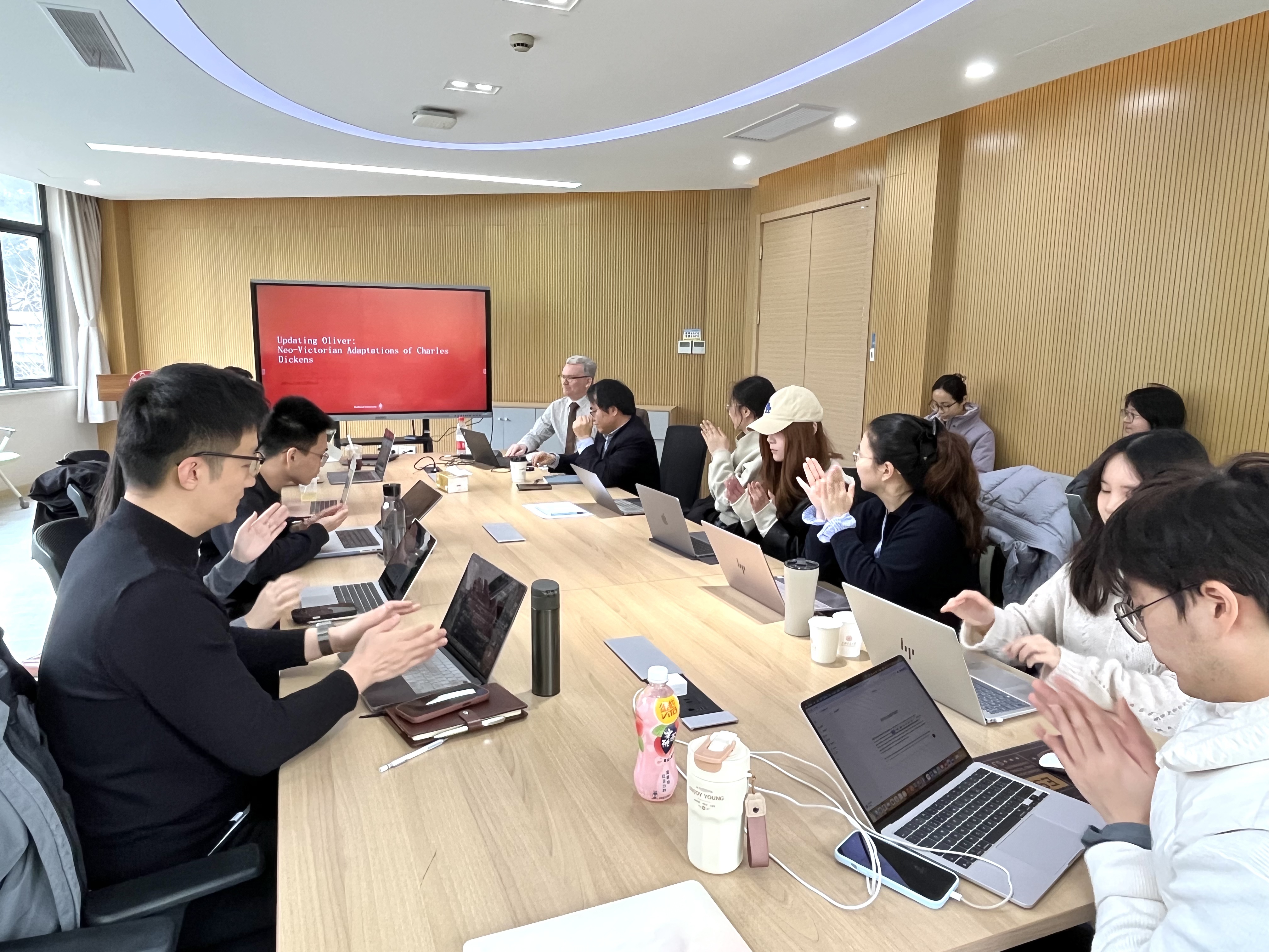 1218f5538cc5866d4f6bbbd34f440a01